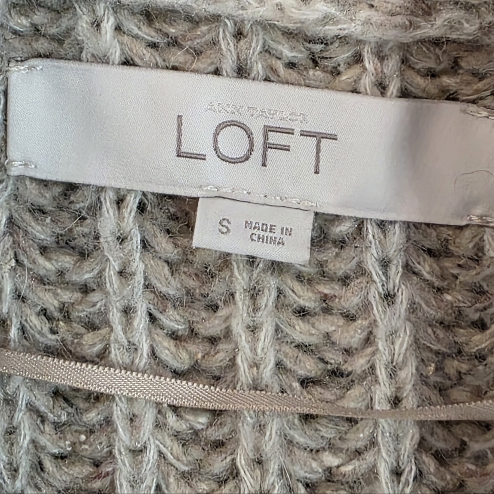 Ann Taylor LOFT Long Cardigan Sweater Size Small - Picture 2 of 4